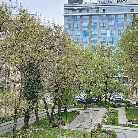 Cozy Flat Apartman Piteşti Kültér fotó
